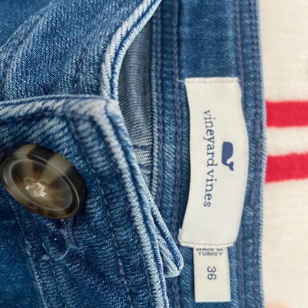 Vineyard vines jeans